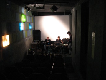 Soundcheck at Salon Bruit