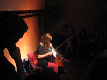 Performance at Ausland